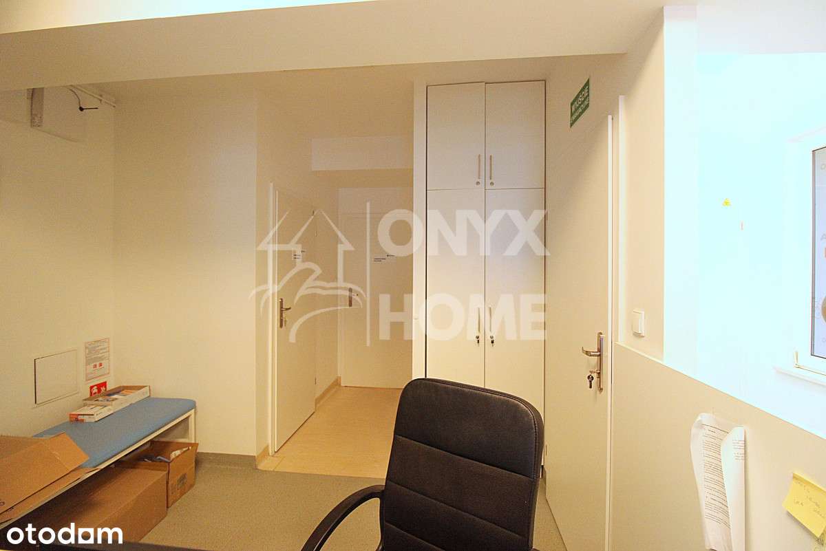 Lokal w centrum Gdyni, z dużym zapleczem 284,74 m2-4