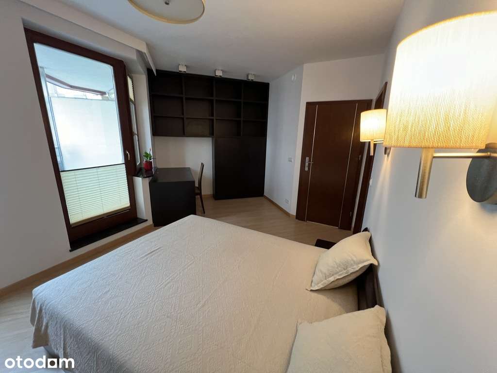 Na sprzedaż apartament w samym Centrum!-10