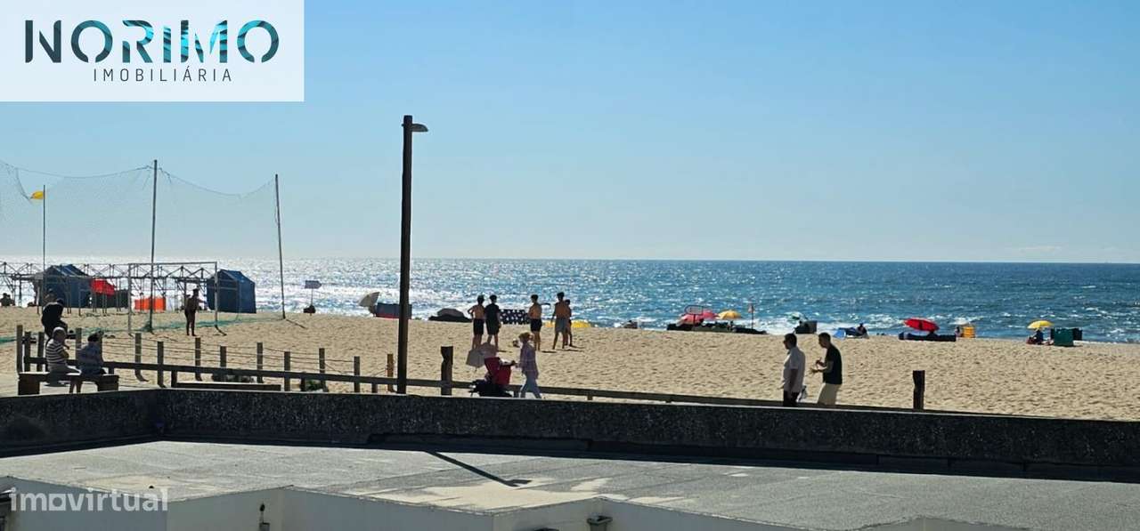 Moradia T3 (1ª linha de mar)-9