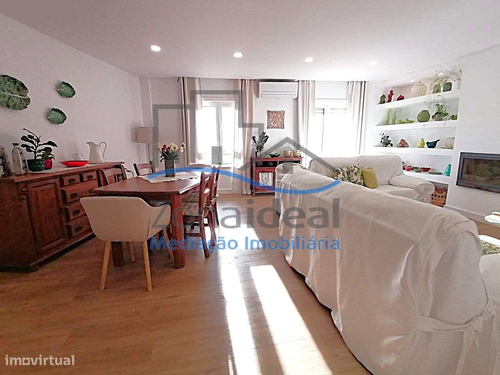 Apartamento T3 Duplex com parqueamento 2 carros - Alenquer - Grande imagem: 4/36