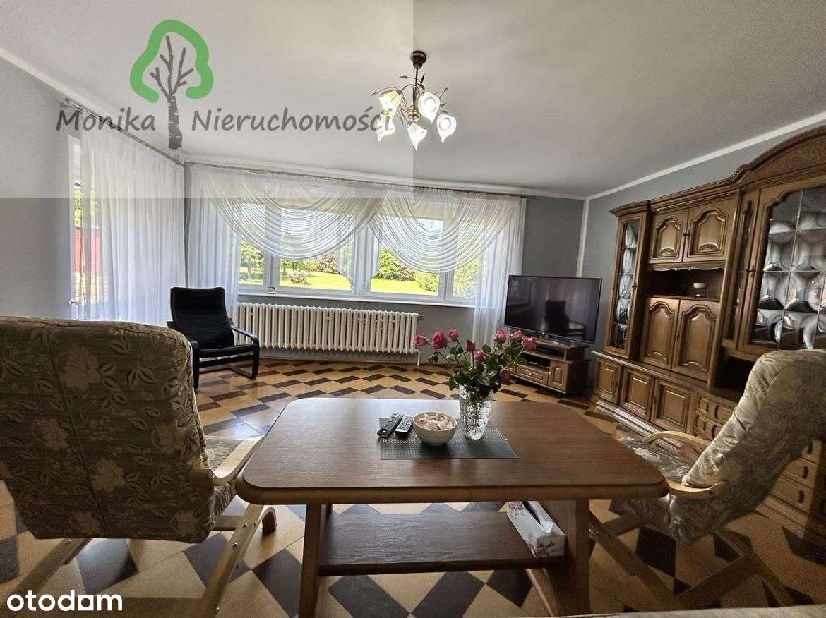 Dom jednorodzinny na dużej działce-8