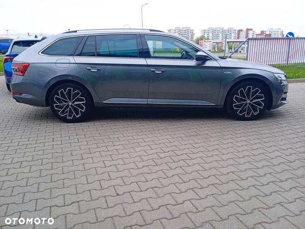 Skoda Superb 2.0 TSI L&K DSG - 4