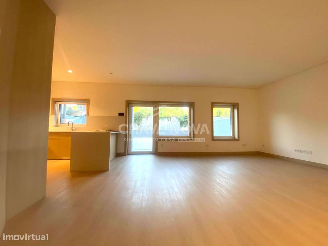 Apartamento T2 Renovado com Terraço e garagem Box - Grande imagem: 3/19