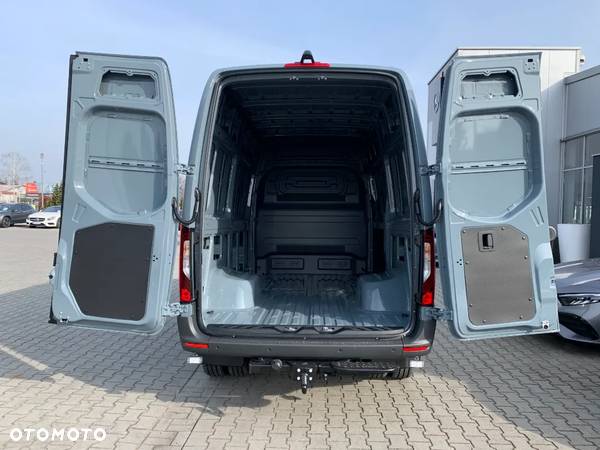 Mercedes-Benz Sprinter - 7