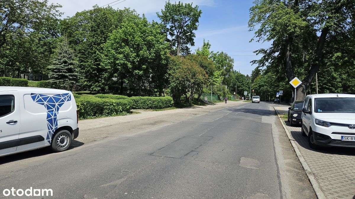 Obiekt Usługowo Biurowy w centrum-15