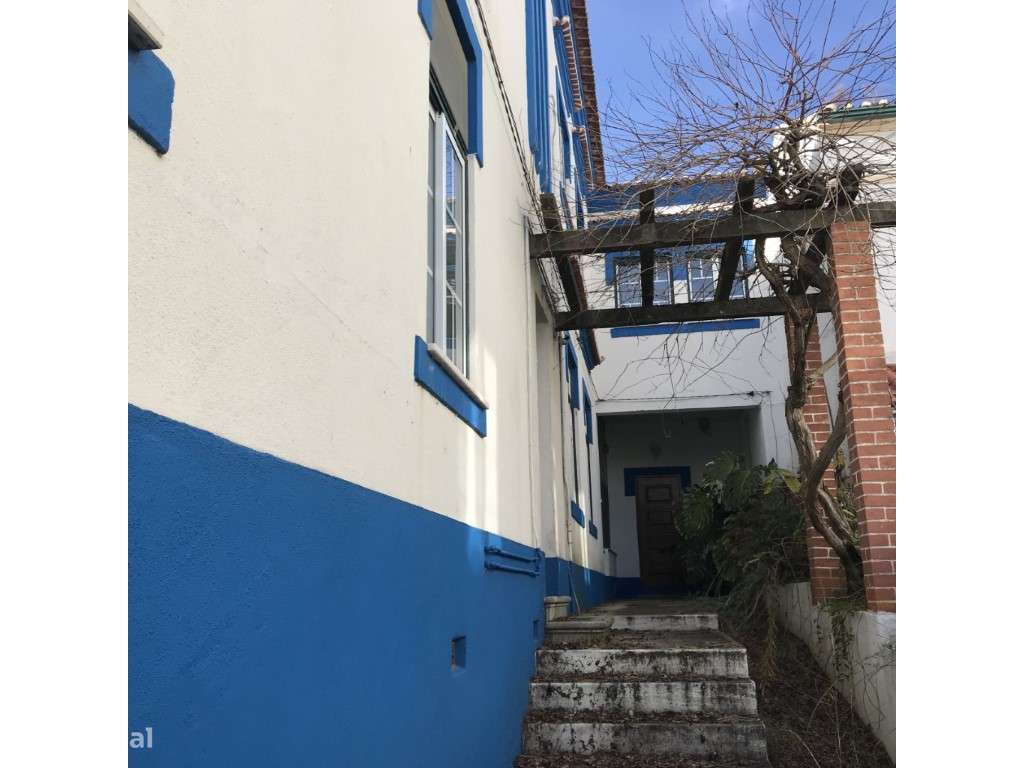 Moradia T7 com elevador-5