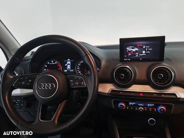 Audi Q2 30 TFSI S tronic design - 12