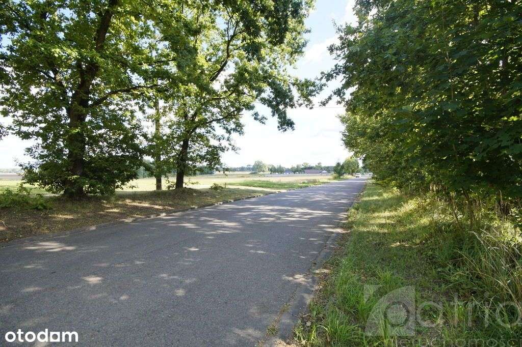 Działka budowlana z dostępem do jeziora 2304 m2-9