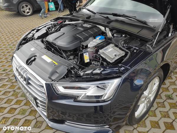 Audi A4 2.0 TDI S tronic - 6