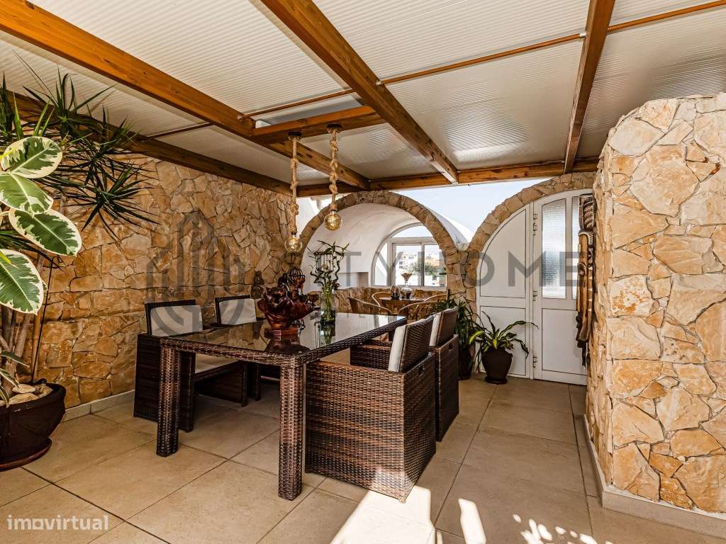 Apartamento T2+2 - Renovado no centro de Albufeira-27