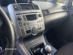 Toyota Verso 2.0 D-4D Prestige 7os - 15