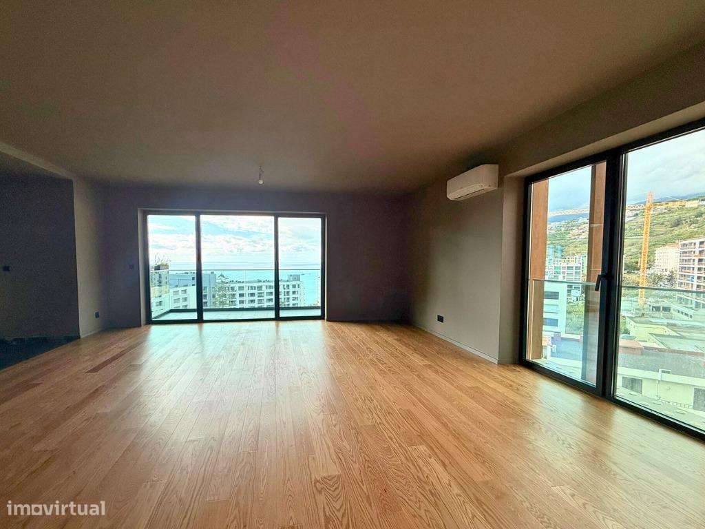 Apartamento T3 de Luxo no Varino 07 com Vista Mar – Funchal-3