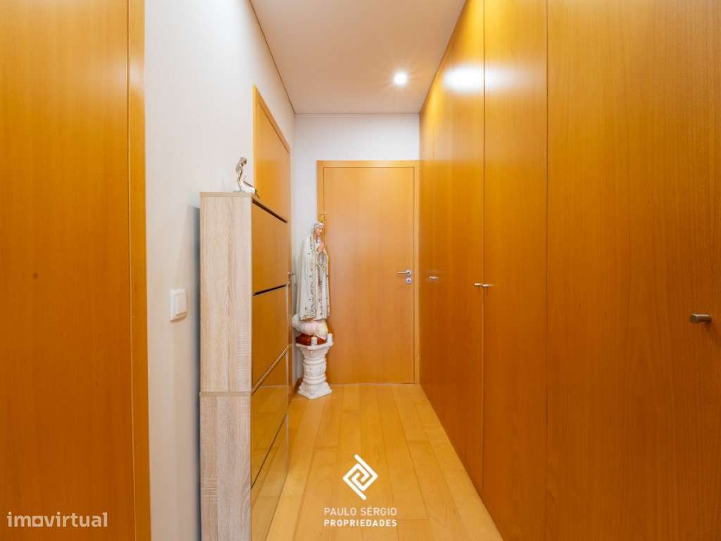 Apartamento T2 Duplex em Espinho-10