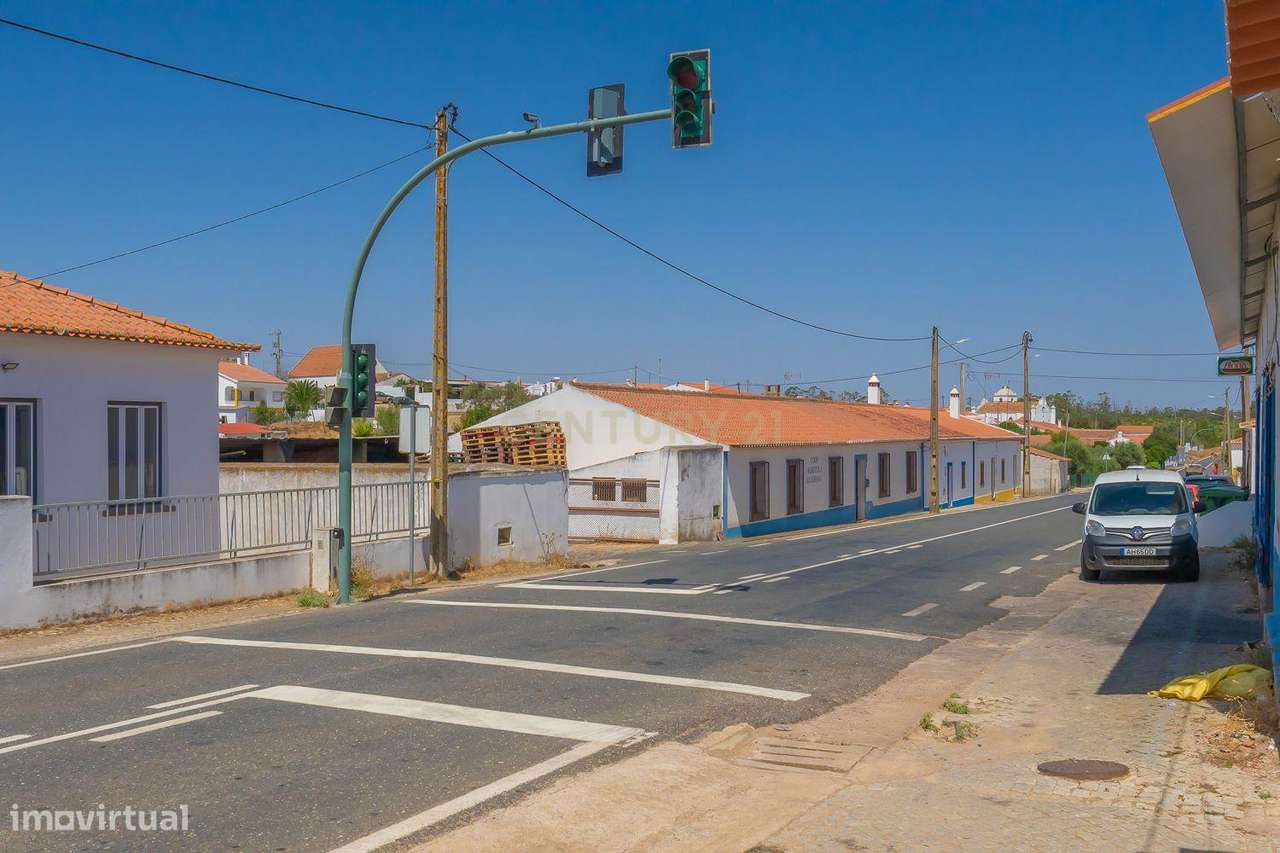 Moradia Térrea com Terraços em Mértola – Habitação ou Investimento-49