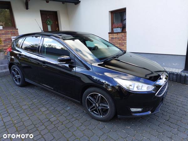 Ford Focus 1.0 EcoBoost Titanium - 29