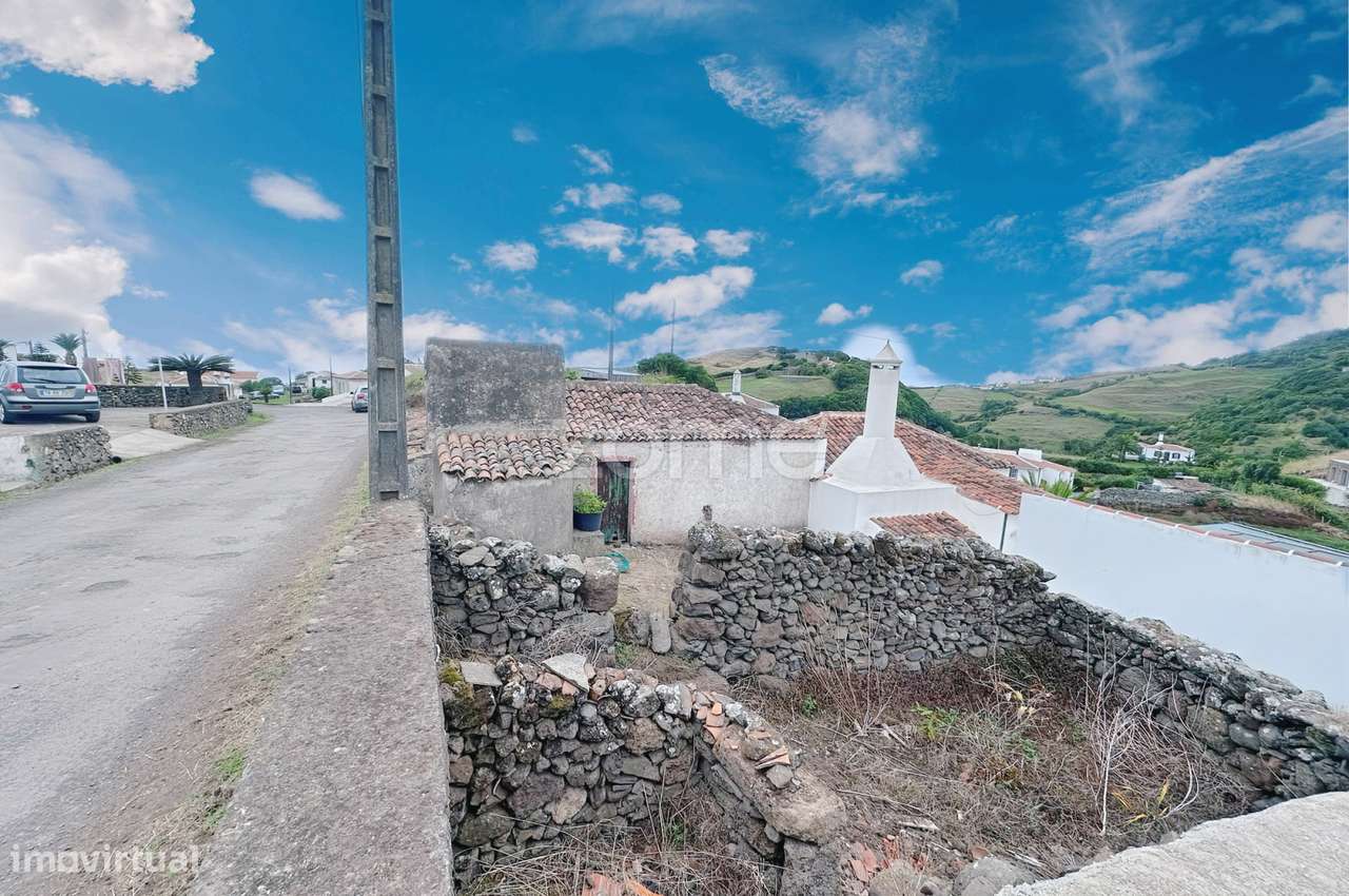 Moradia T2 com Potencial de Reabilitação – Malbusca, Santo Espírito... - Grande imagem: 4/8