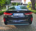 Kia Optima Plug-in Hybrid - 6