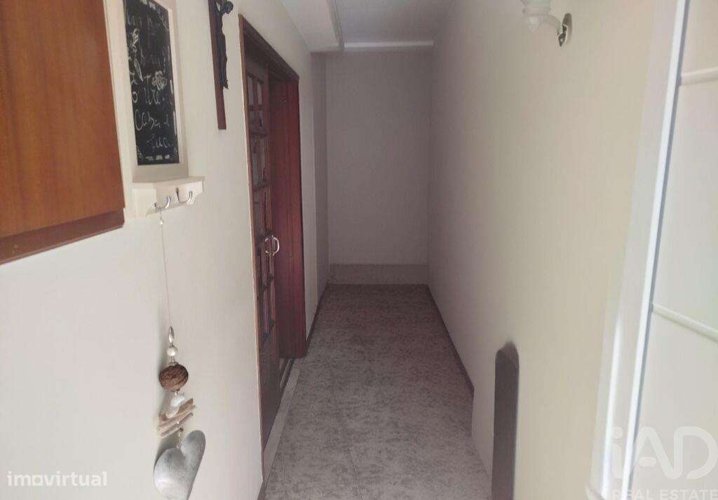 Casa / Villa T6 em Ferreiros de Avões de 105,00 m2 - Grande imagem: 4/28