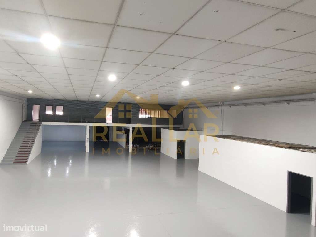 Excelente armazém localizado em Perafita - Grande imagem: 5/25