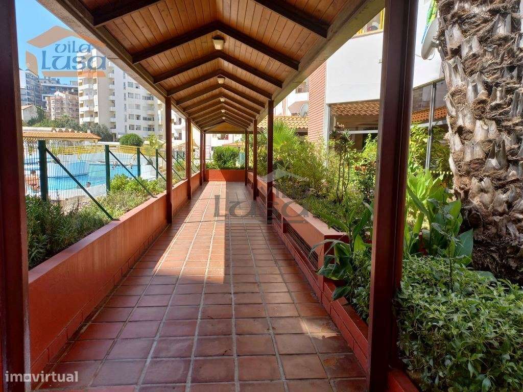 Apartamento T1 com Licença de Alojamento Local na Praia da Rocha-14