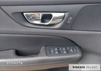 Volvo V60 Cross Country - 27