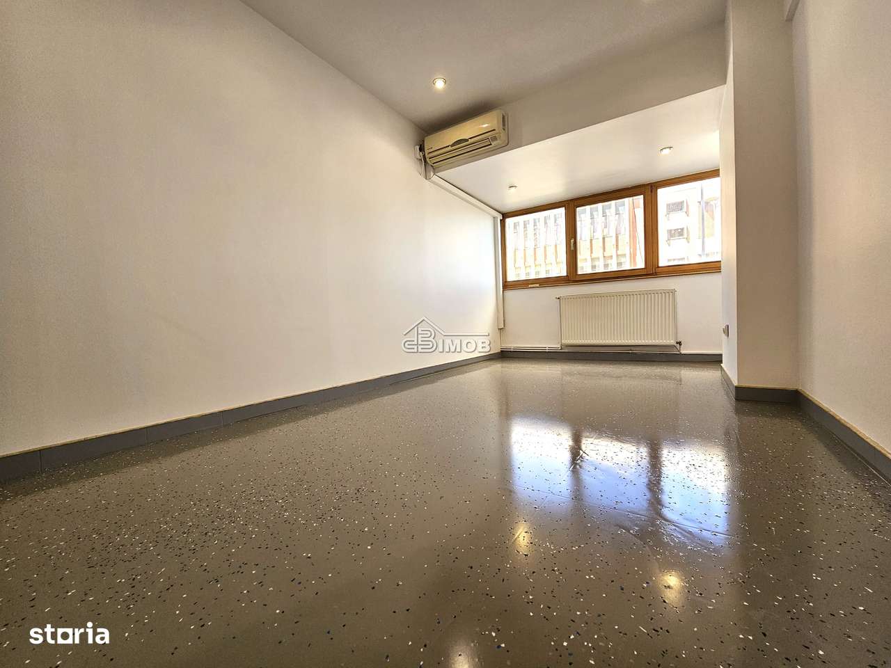 Ideal ca spatiu de birouri - apartament cu 4 camere - Imagine principală: 5/7