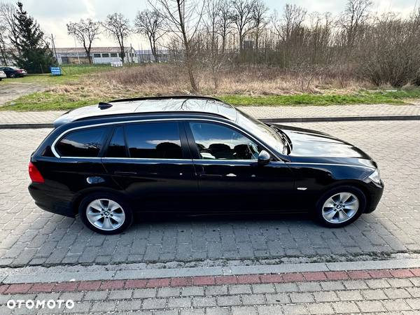 BMW Seria 3 318d Touring - 18