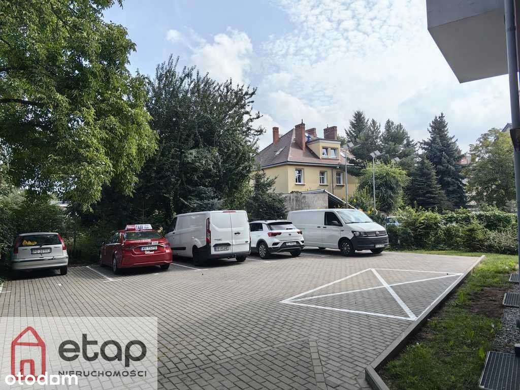 Lokal na sprzedaż w przyziemiu kamienicy-7