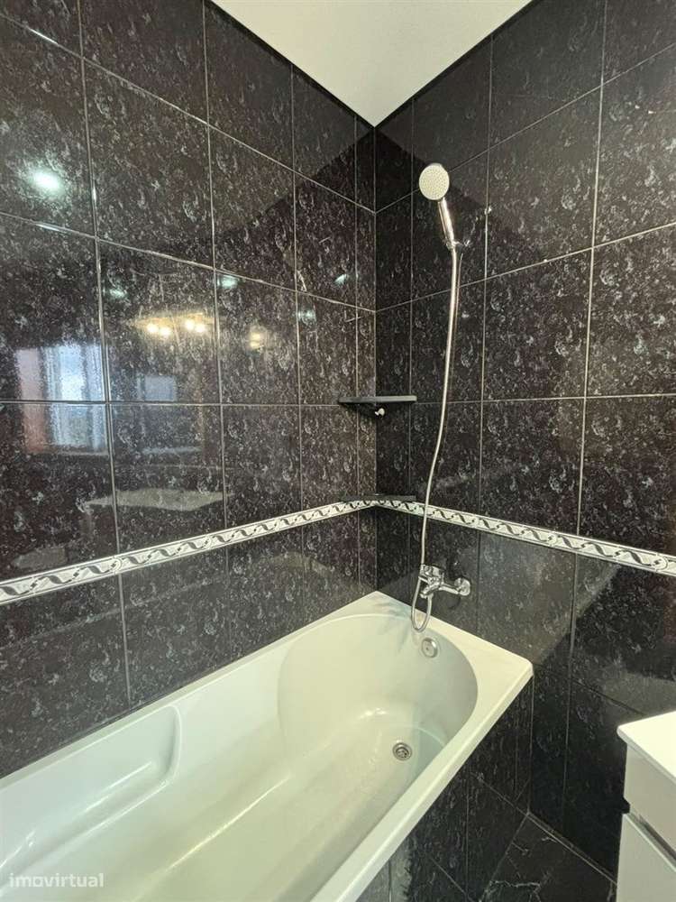 Apartamento T2 Venda em Canelas,Penafiel-41
