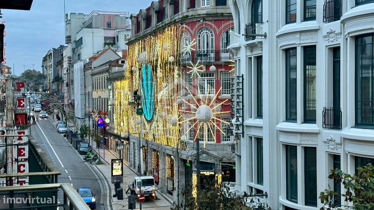 Escritório Renovado na Baixa do Porto-11