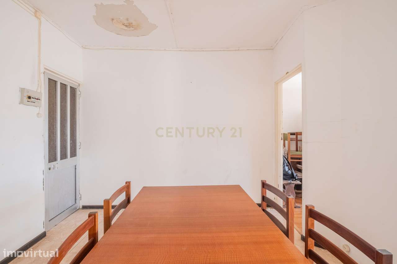 4 Moradias para reabilitação em cedofeita - Grande imagem: 3/37