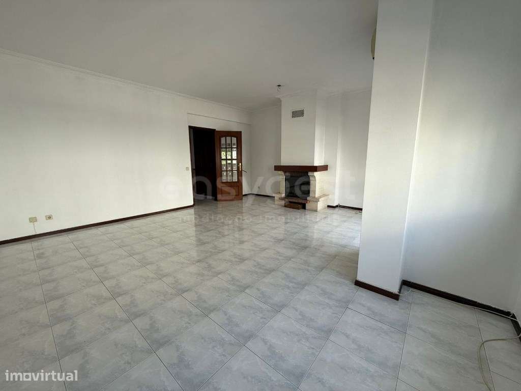 Apartamento T3 com ótimas áreas em Castelo Branco - Grande imagem: 3/26