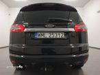 Ford S-Max - 36