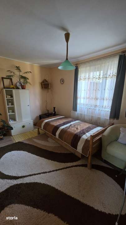 Casa cu mansarda, zona Baritiu - Imagine principală: 5/17