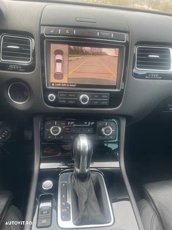 Volkswagen Touareg 3.0 V6 TDI BMT - 24