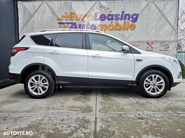 Ford Kuga - 4