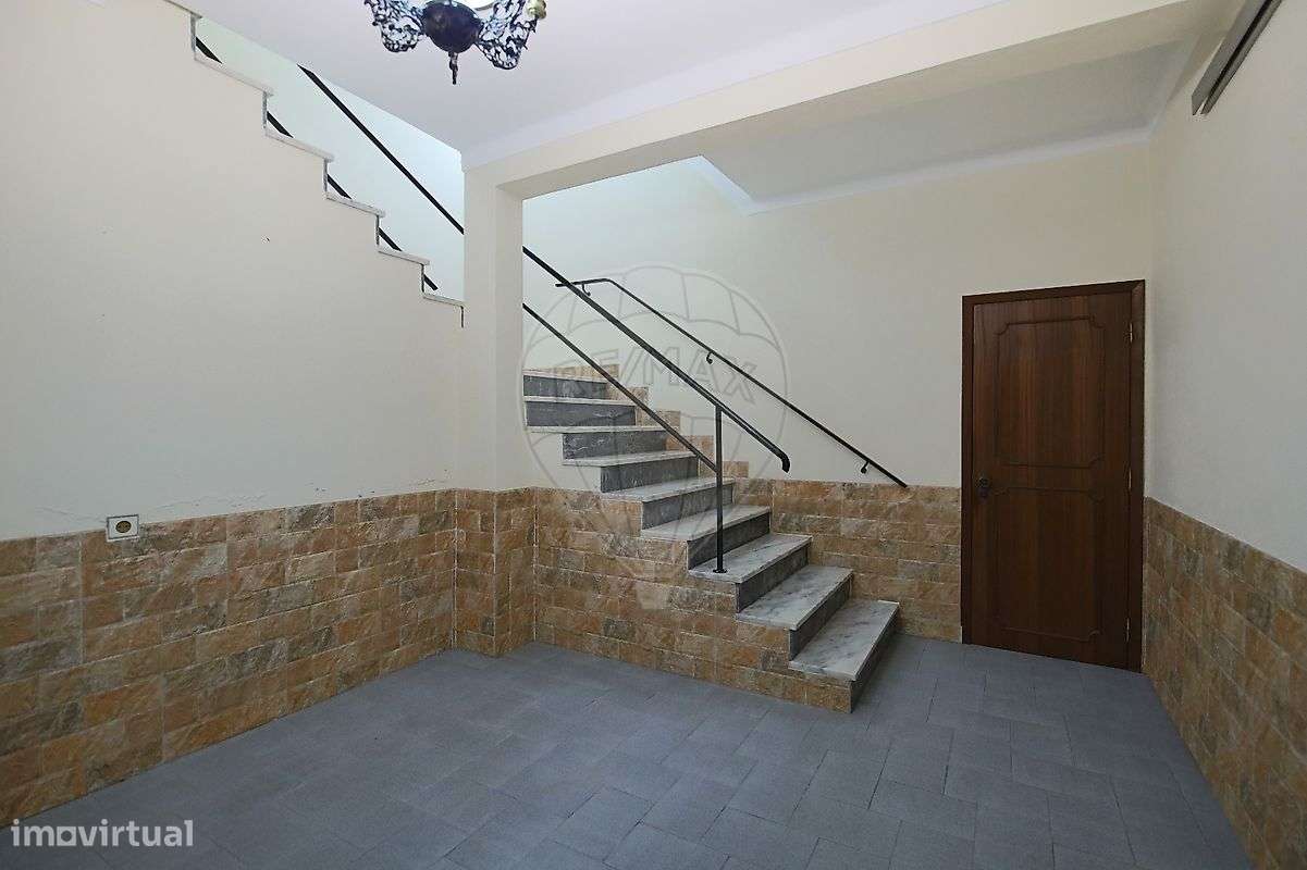 Moradia T5 para venda - Grande imagem: 2/44