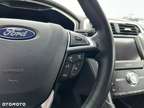 Ford Mondeo - 13