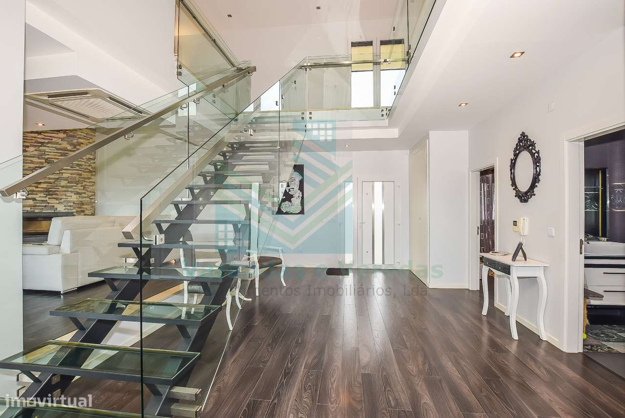 Moradia de luxo T5 com piscina e anexo - Grande imagem: 3/60