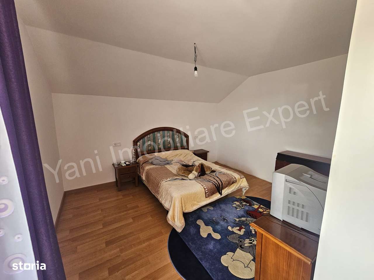 Casă de vânzare în comuna Albeștii de Argeș, județ Argeș. - Imagine principală: 4/20