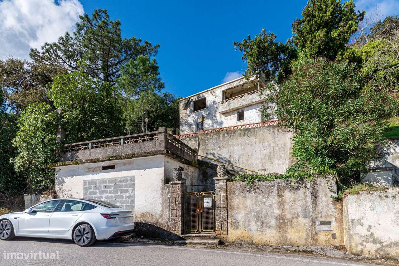 Oportunidade Única na Venda do Pinheiro para Remodelação Total - Grande imagem: 5/35