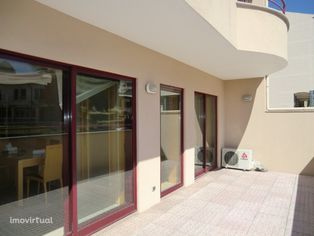 Apartamento T 2+1 com terraço