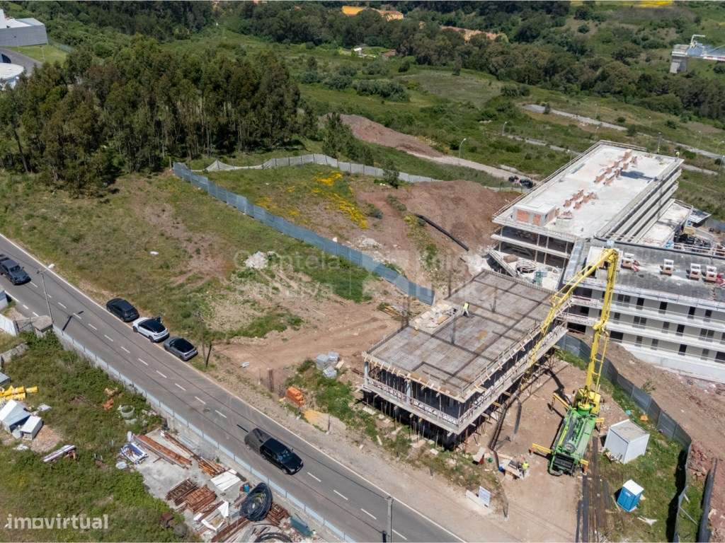 Moradia T5 com piscina e Campo de Padel em Barcarena, Oeiras-9