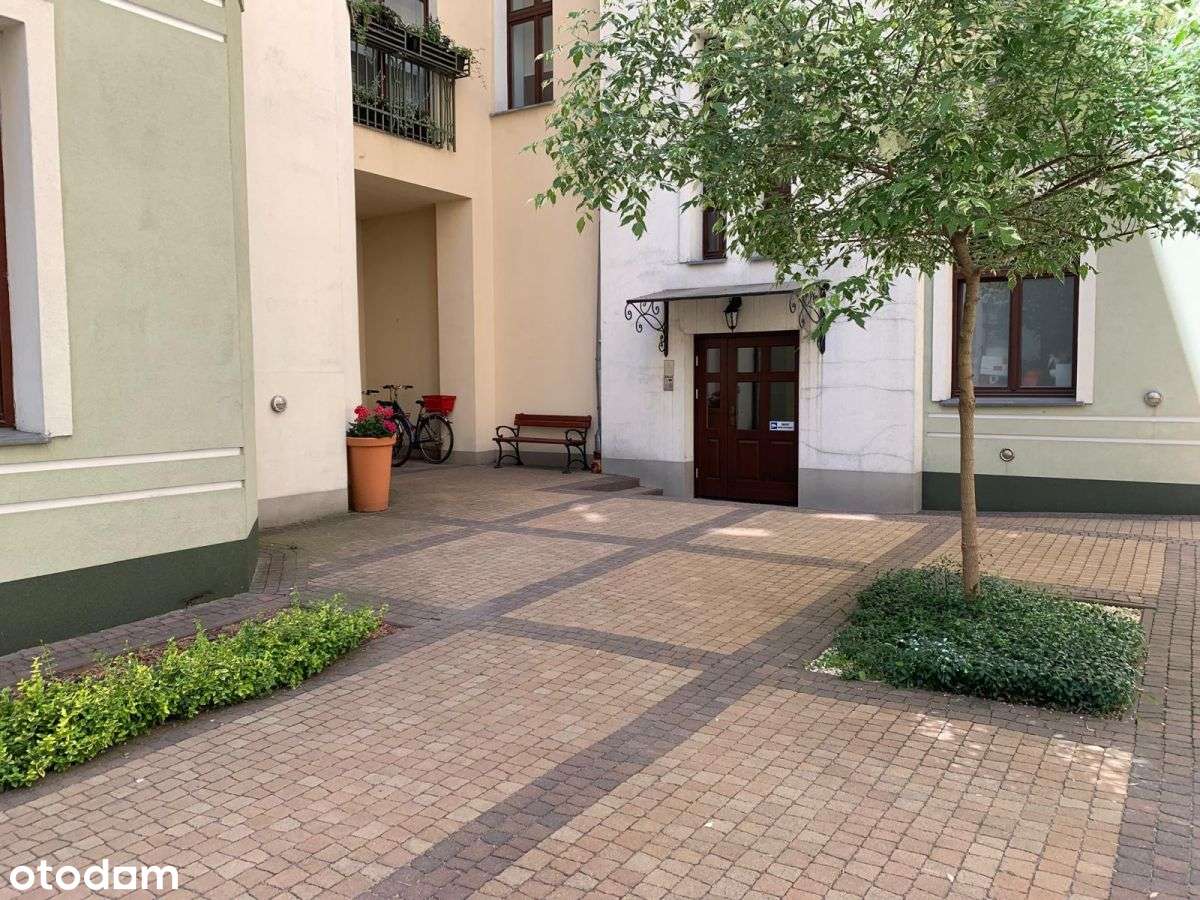 Gabinet stomatologiczny w centrum miasta - ul. Więckowskiego-2