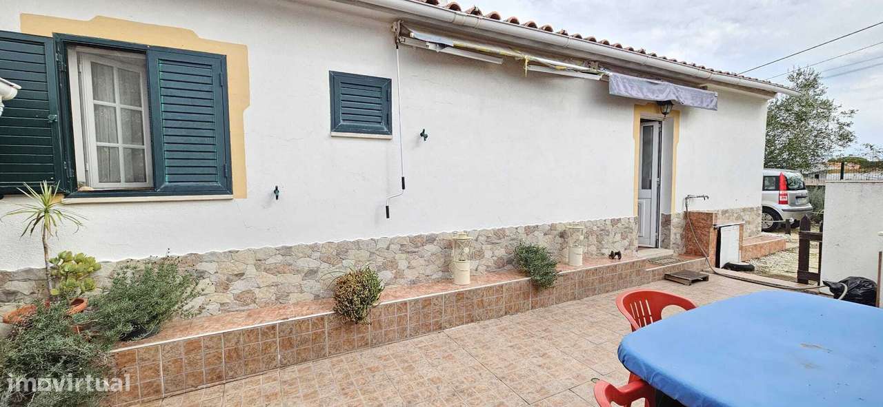 Moradia Térrea / Quintinha em Foros de Salvaterra-8