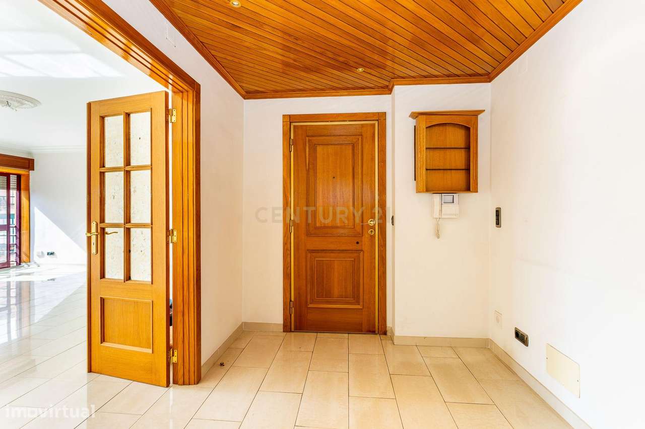 Excelente apartamento T3 na Venteira - Amadora-6