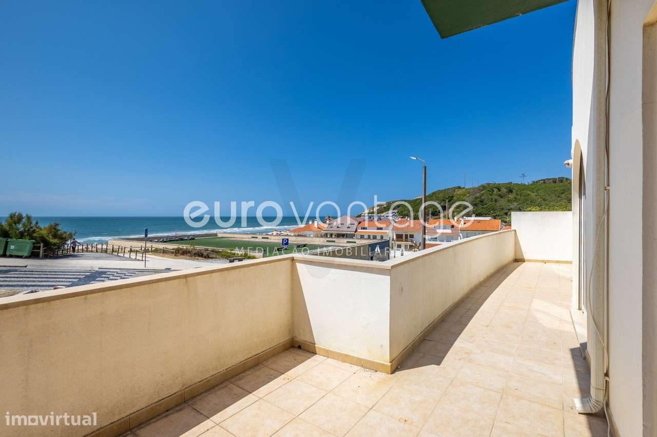 Apartamento T3 Renovado com Vista Mar em Condomínio Privado  – Prai... - Grande imagem: 3/41