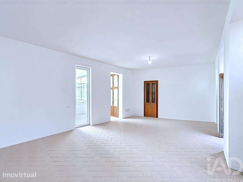 Casa / Villa T3 em Olhão de 200,00 m2 - Grande imagem: 5/29