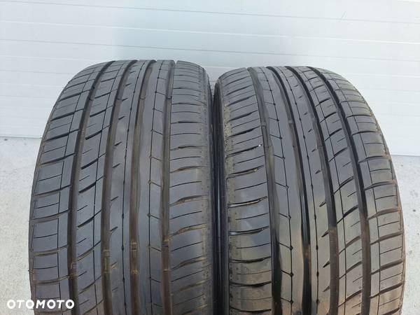 ROADX RXMOTION U11 235/35R19 91Y - 1