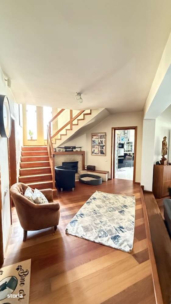 VILA P+E (2008) superba cu piscina si barbeque! - Imagine principală: 4/16